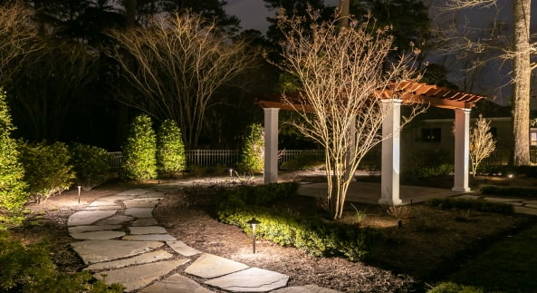 outdoor_lighting_installation_company_fort_lauderdale-min